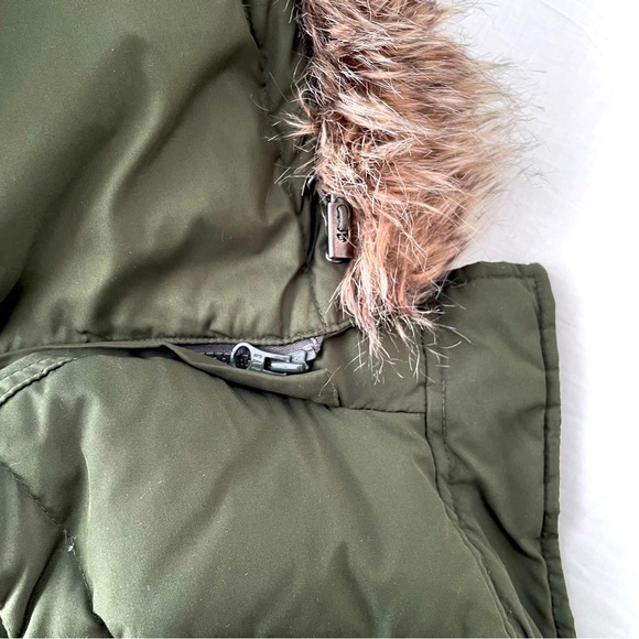 GAP Puffer Vest with Removable Faux Fur Lined Hood - Picture 6 of 10